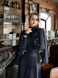 Vietnamese Stars Weekly: Huyen Lizzie's Chic Outfits and Thanh Huong's Project - image 17