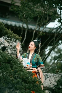 YiTuYu Art Language Vol.4828 Bai Xue Portrait Photography Gallery - image 2