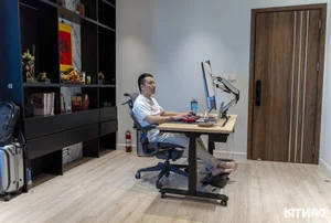 Optimizing Productivity: The Ultimate Tech-Savvy Workspace with Virtual Assistant Integration - image 11