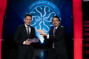 MC Dinh Tien Dung Bids Farewell to Who Wants to Be a Millionaire After 5 Years - image 3
