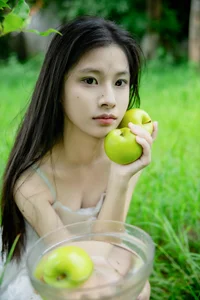 YiTuYu Art Language Vol.9899 Tian Lan Lan Captivating Portrait Photography - image 1
