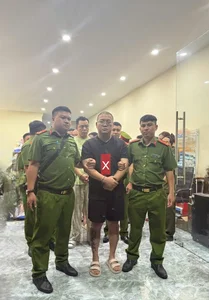 Ho Chi Minh City Police Raid Six Locations and Arrest 31 Suspects in Major Operation - image 2