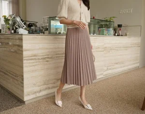 Four Perfect Skirt Pairings to Elevate Your Style and Elongate Your Legs - image 1