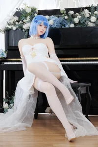 Yu Yu Cosplay Gallery: Stunning Anime-Inspired Photo and Video Collection - image 32