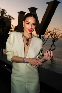 Ho Ngoc Ha Redefines Quiet Luxury with Elegant Style Evolution - image 9
