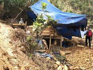 Exploring the Secrets of Vietnam's Largest Gold Mine and Natural Reserves - image 3