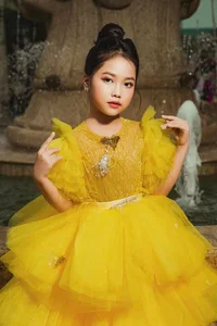 Adorable Child Stars of 'Sao Kim Ban Tim Sao Hoa' Capture Hearts - image 3