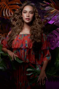 Miss Grand Vietnam Hoang Phuong Inspires with Gorgeous Autumn Makeup Trends - image 0