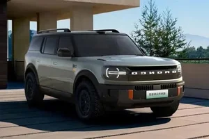 New Electric Ford Bronco Debuts with 271 HP and Rugged Performance - image 5