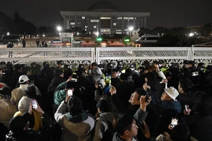 South Korea in Turmoil: A Closer Look at the President's Martial Law Declaration - image 5