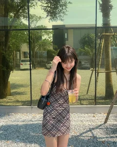 Kiatisuk's Youngest Daughter Stuns with Summer Fitness Body - image 9