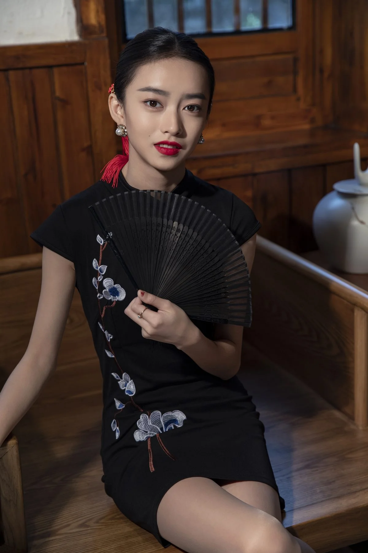 Elegant Portrait Photography: YiTuYu Art Language Vol.5684 Featuring Model Si Si
