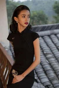 Elegant Portrait Photography: YiTuYu Art Language Vol.5684 Featuring Model Si Si - image 2