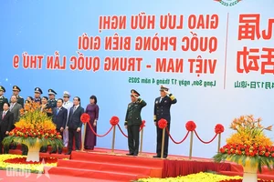 Official Welcoming Ceremony for Chinese Defense Minister Dong Jun in Vietnam - image 2