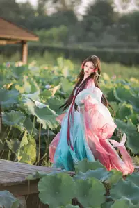 YiTuYu Vol.8746: Dong Chu Liu – Ethereal Beauty in Ancient Chinese Attire – Asian Art Photography - image 8