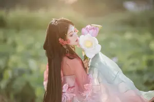 YiTuYu Vol.8746: Dong Chu Liu – Ethereal Beauty in Ancient Chinese Attire – Asian Art Photography - image 5