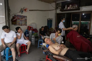 Year-End Rush: Inside the Booming Hair and Nail Salon Business - image 7