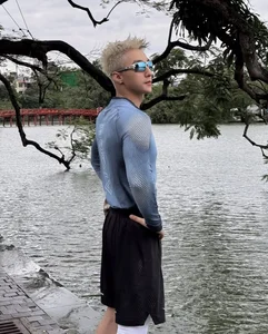 Son Tung M-TP Teases Potential New Blockbuster 'Come My Way' for Global Fans - image 6