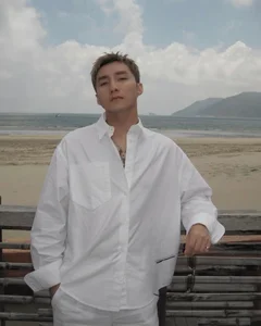 Son Tung M-TP Teases Potential New Blockbuster 'Come My Way' for Global Fans - image 0