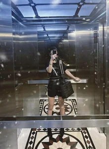 Former VTV Presenter Shines with Bold and Luxurious Fashion Transformation - image 15