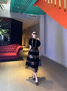Former VTV Presenter Shines with Bold and Luxurious Fashion Transformation - image 0