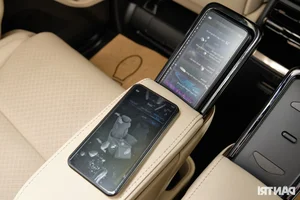 Toyota Alphard Review: Why This Luxury MPV is the Ultimate 'Ground Private Jet' - image 9