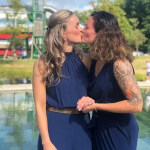Dutch Football Star Celebrates Family Life with Two Beautiful Children - image 3