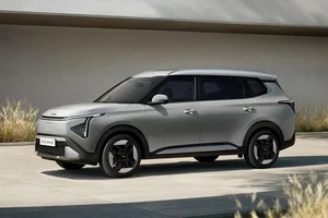 A Close-Up Look at the 2025 Kia Carens Clavis EV: Affordable Innovation - image 8