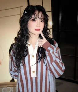 Vietnamese Star Updates: Quang Su Returns to Hanoi as Thuy Anh Stuns in Elegant Bare-Back Dress - image 18
