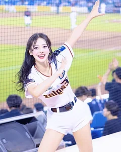 What Happened to Woo Soo Han, South Korea's Viral Cheerleader Who Outshined K-Pop Idols? - image 0