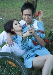 Heartwarming Moments: Singer Duy Manh Shares Joyful Family Life with Wife and Children - image 0