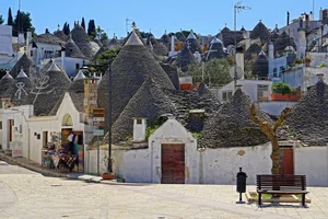 Discovering Italy's Enchanting Fairytale Village: A Dreamy Travel Destination - image 9