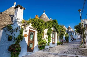 Discovering Italy's Enchanting Fairytale Village: A Dreamy Travel Destination - image 2