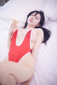 Rina Momorina Patreon Showcase: Stunning in Red Bikini - image 45