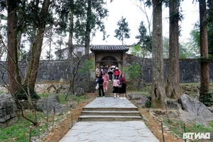 Discovering the Historic Hmong King Mansion in the Rocky Highlands of Ha Giang - image 19