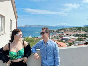 Đăng Khôi's Wife Mesmerizes Fans in Stunning 10th Wedding Anniversary Photos - image 1