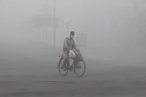 Pakistan Smog Crisis: Record Pollution Levels Impacting Millions in Lahore and Beyond - image 8