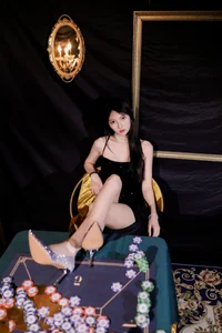 YiTuYu Art Language Vol.10613: Artistic Glamour and Portrait Mastery of Gai Gai - image 12