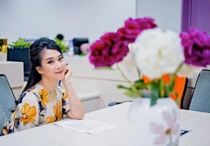The Private Life and Career of a Beloved Prime-Time News Anchor - image 3
