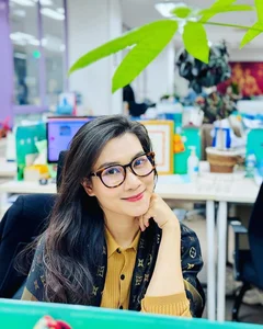 The Private Life and Career of a Beloved Prime-Time News Anchor - image 2