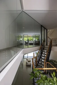 Sun-Drenched Modern Townhouse Design in Nha Trang: A Coastal Retreat - image 11