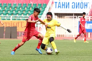 Japanese and Pakistani Foreign Players Make Their Debut for HCMC Women's Football Club - image 1