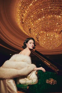 Vietnamese Showbiz News: Tang Nhat Tue House and Tieu Vy - image 17
