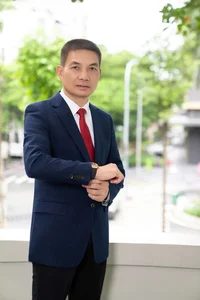 The Surprising and Humble Hobbies of Son Hai Group's Tycoon Chairman - image 2