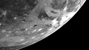 Unveiling the Secrets of the Largest Impact Crater in the Solar System - image 0