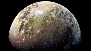 Unveiling the Secrets of the Largest Impact Crater in the Solar System - image 3
