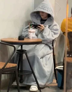 Hilarious Winter Fashion Trends: How Northern Vietnamese Netizens Fight the Extreme Cold in Style - image 1