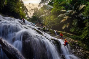 The Hidden Majesty of Toc Tien Waterfall in the Truong Son Mountains - image 6
