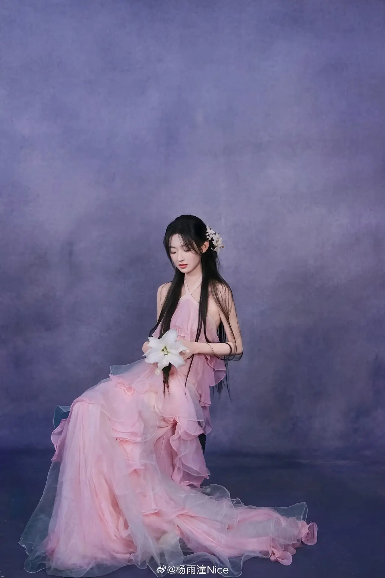 Captivating Elegance: Young Woman Prepares Ancient Herbs with Mortar and Pestle.