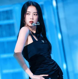 BLACKPINK’s Jisoo Makes History as the First Asian Artist Honored at Cannes Festival - image 2